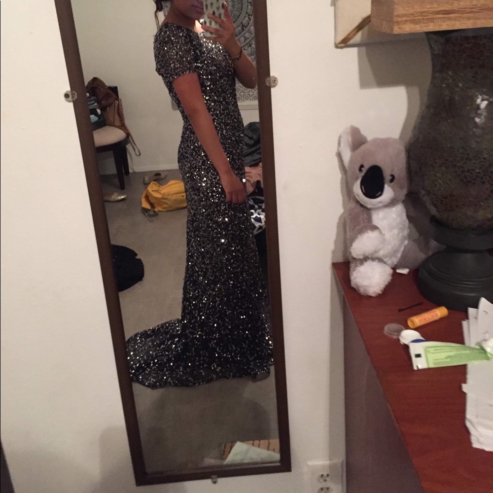 Adrianna Papell Sequined Dress perfect for prom